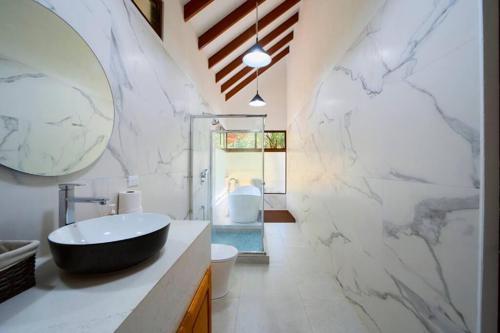 Casa Kristel - Exquisite Villa Getaway Puerto Viejo de Talamanca 外观 照片